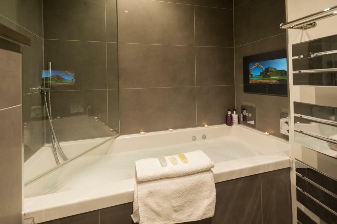 The Bonnie Bide Awa' Apartment Единбург Екстериор снимка